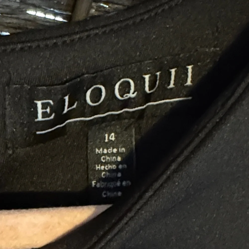 ELOQUII Black Bell Sleeve Dress Size 14 - Picture 3 of 8